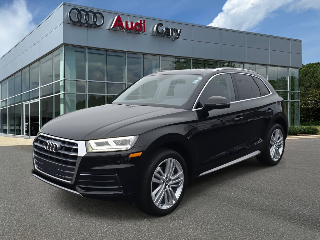 2019 Audi Q5 S Line Premium Plus's photo
