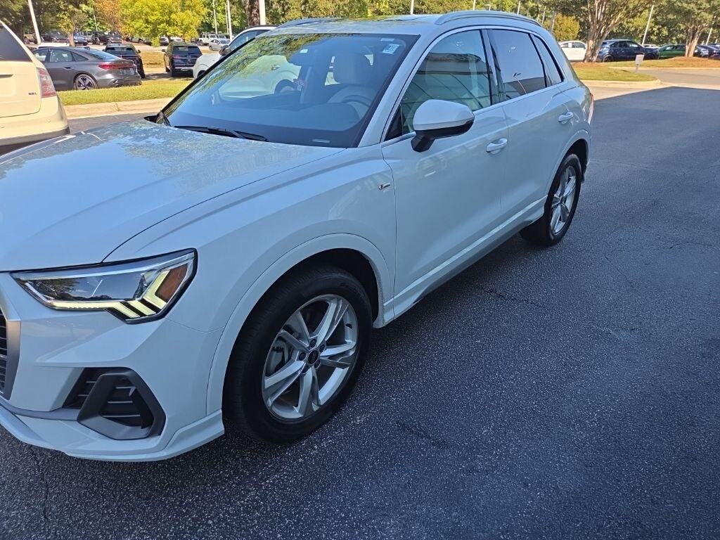Used 2024 Audi Q3 Premium SUV