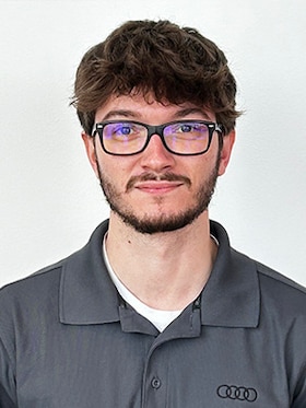 Staff member Ben Formichelli from ID_1b2fa41b7d99