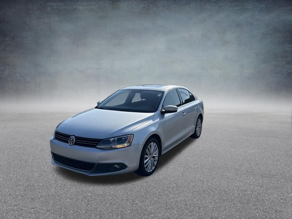 Used 2011 Volkswagen Jetta SEL Sedan