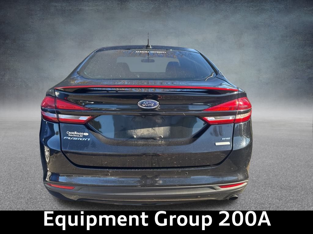 2017 Ford Fusion SE photo 3