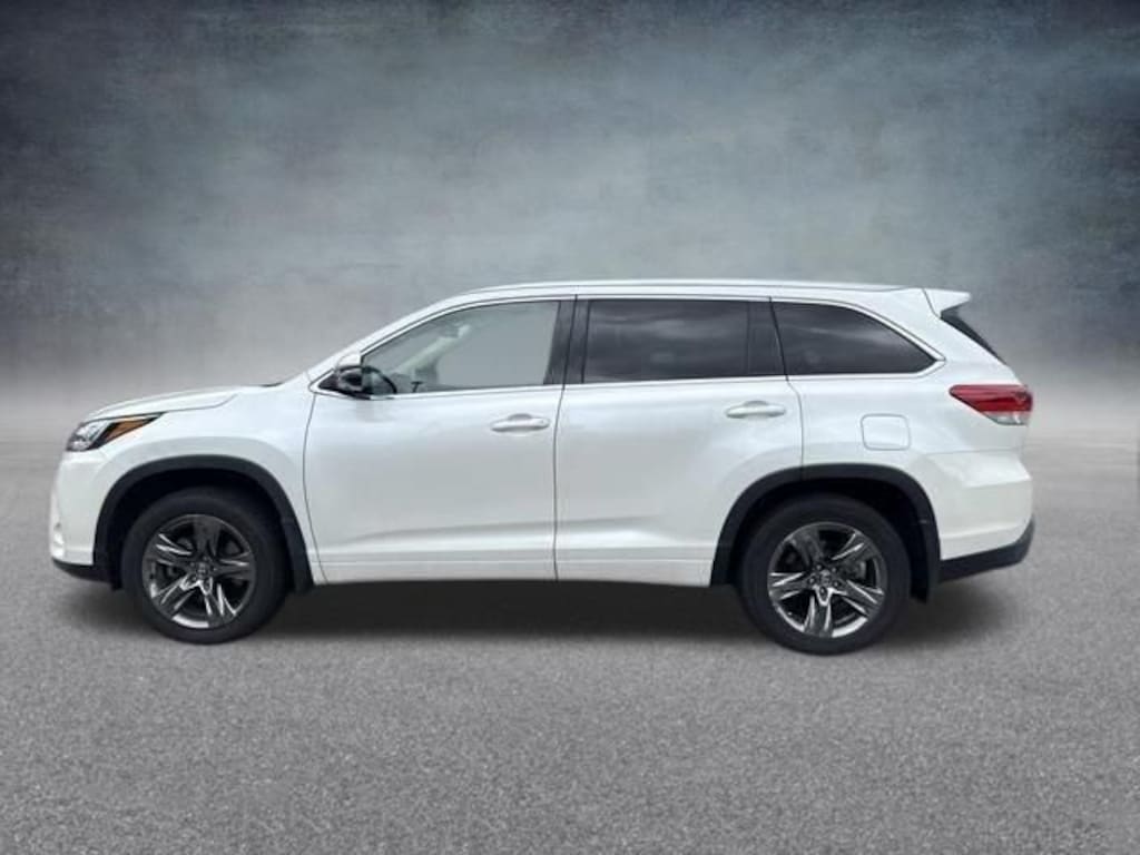 Used 2018 Toyota Highlander Limited Platinum SUV