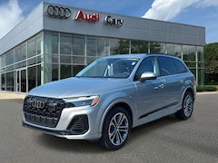 2025 Audi Q7 45 Premium Plus SUV