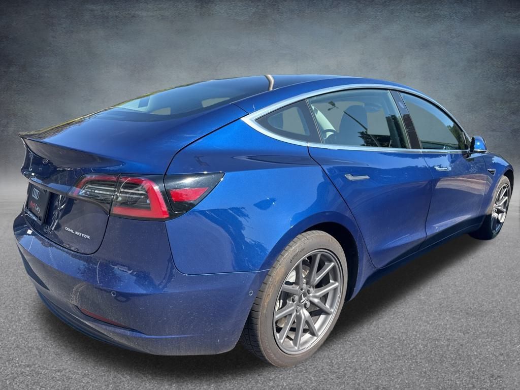 2020 Tesla Model 3 Long Range photo 4