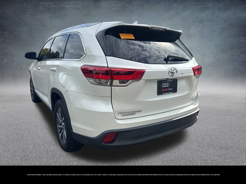 2019 Toyota Highlander XLE photo 2