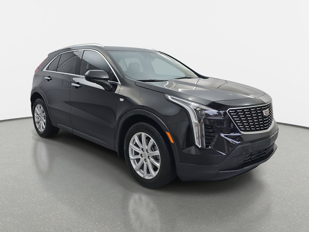 2023 Cadillac XT4 Luxury photo 3