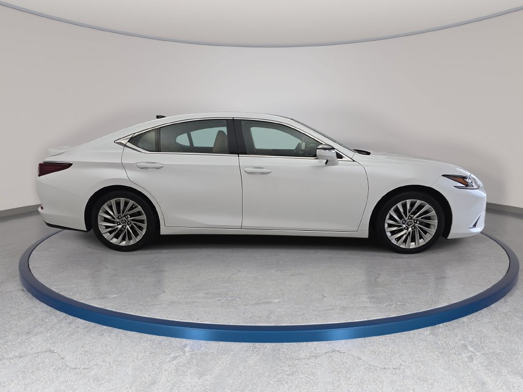 Used 2022 Lexus ES 350 Ultra Luxury Sedan