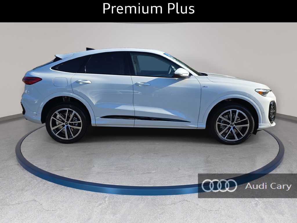 New 2026 Audi Q5 Sportback 2.0T Premium SUV