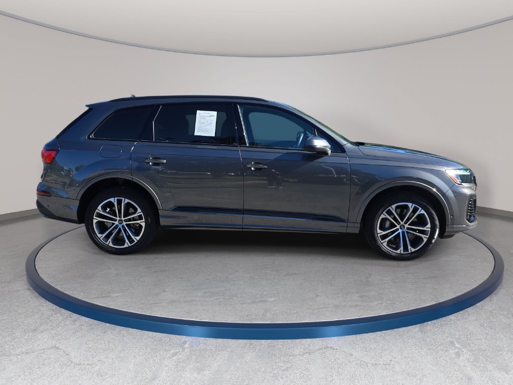 Used 2025 Audi Q7 45 Premium SUV