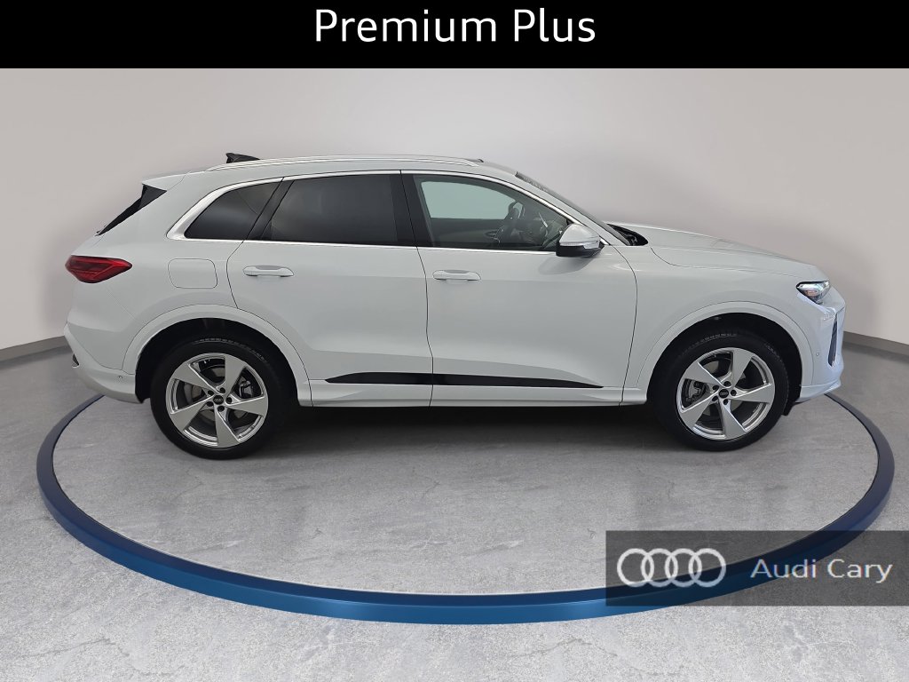 New 2026 Audi Q5 2.0T Premium SUV