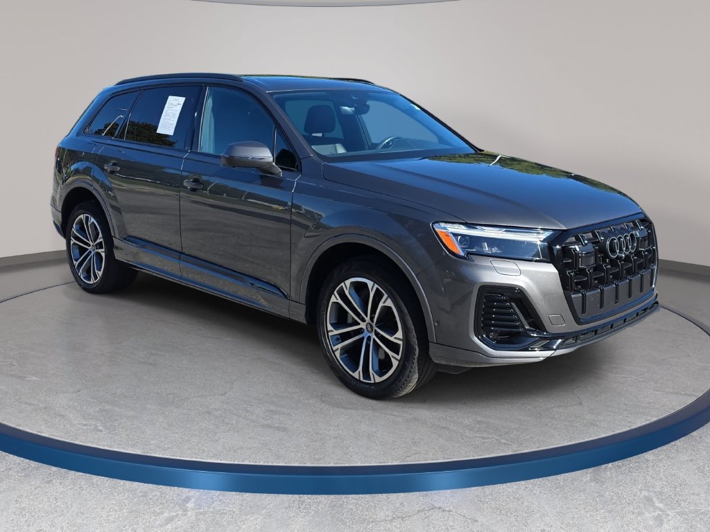 Used 2025 Audi Q7 45 Premium SUV