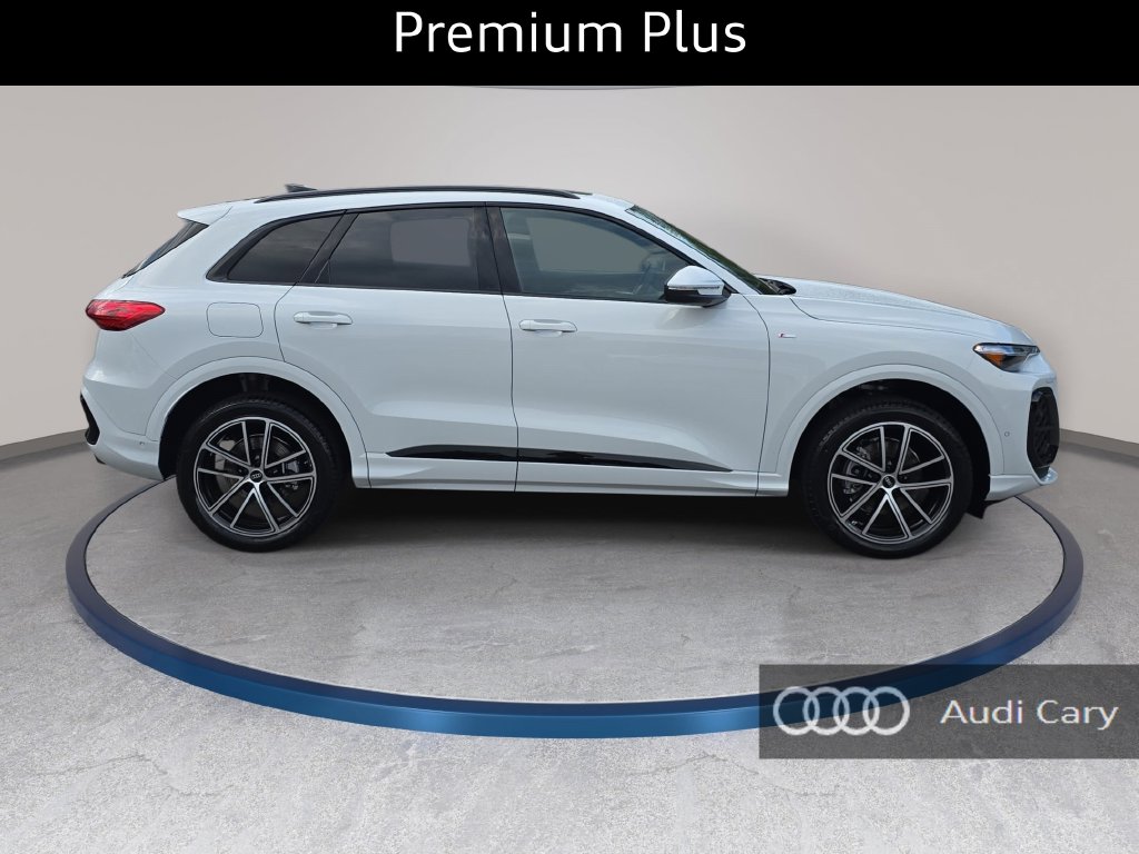 New 2026 Audi Q5 2.0T Premium SUV