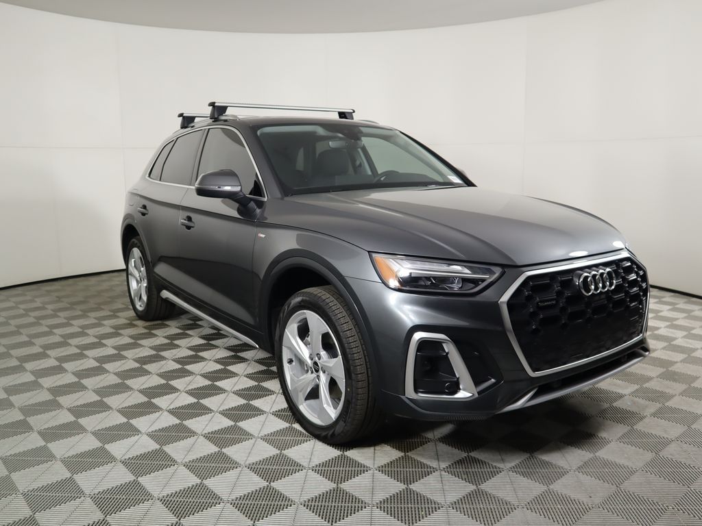 2025 Audi Q5 45 S line Premium photo 3