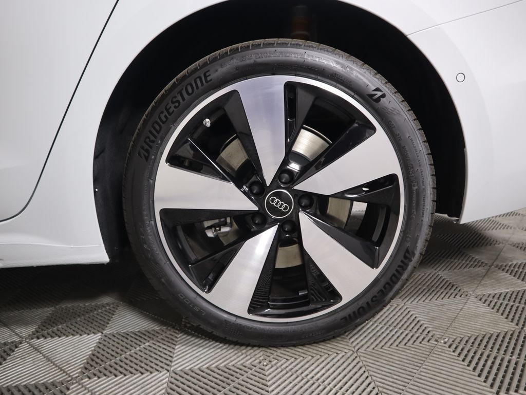 2025 Audi New A5 Premium Plus - Photo 32
