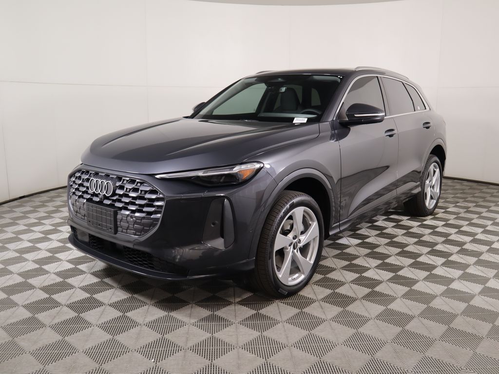 2025 Audi New Q5 Premium Plus's photo