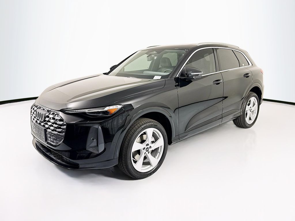 2026 Audi Q5 Premium Plus quattro's photo