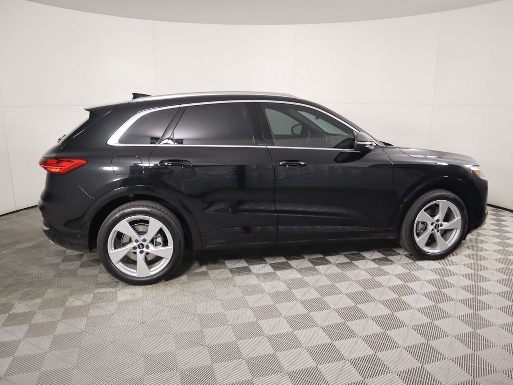 New 2025 Audi Q5 Prestige SUV