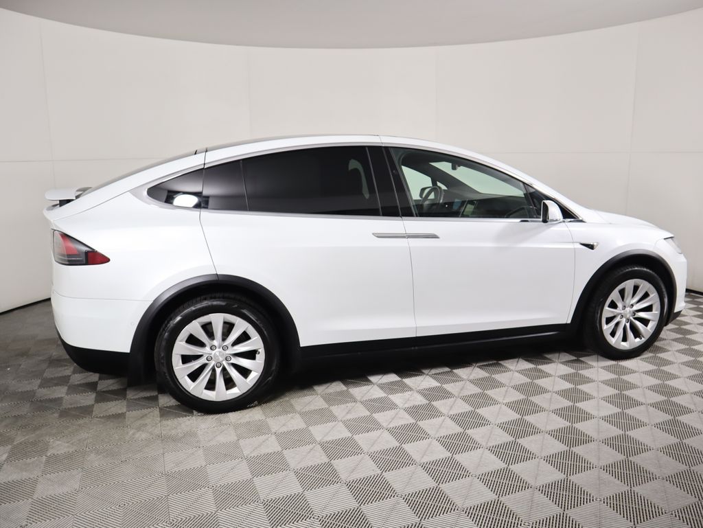 2019 Tesla Model X photo 3