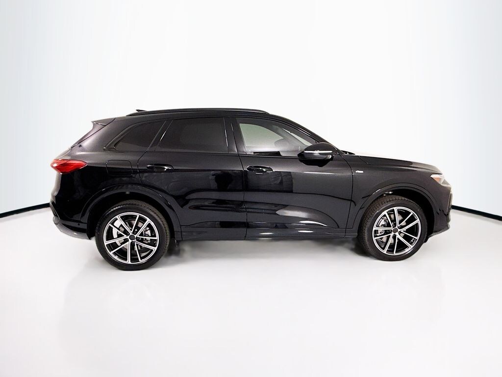New 2026 Audi Q5 Premium Plus SUV