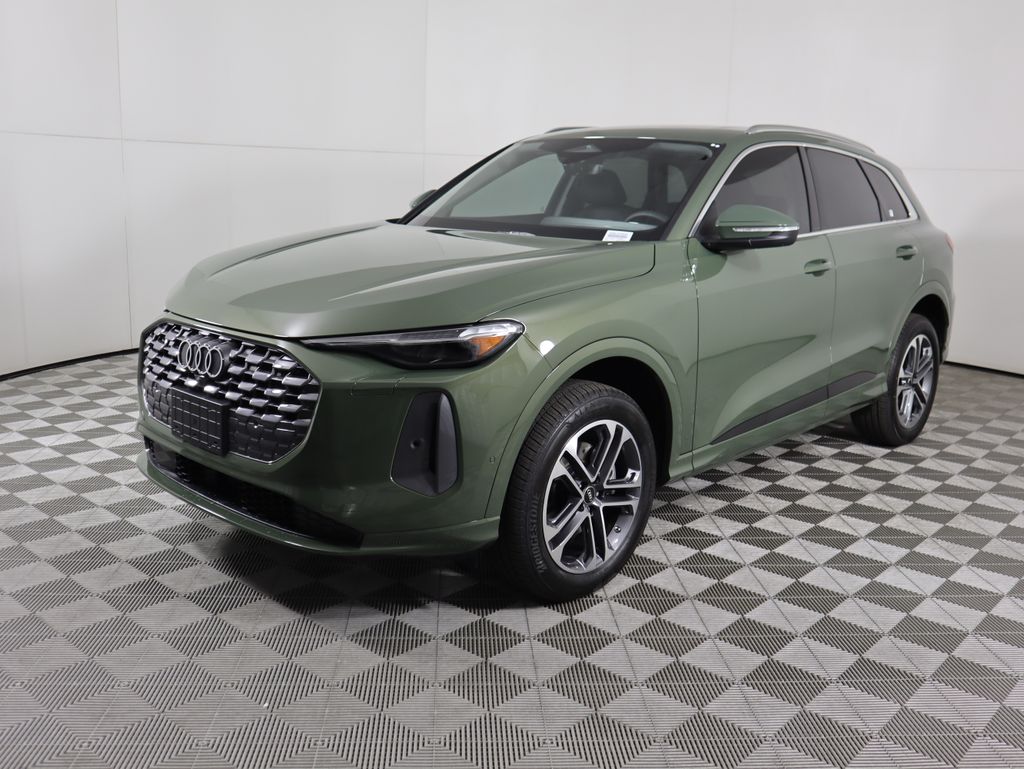 2025 Audi New Q5 Premium Plus's photo