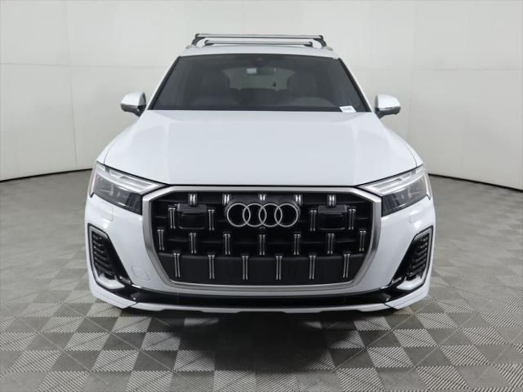 New 2025 Audi Q7 55 Premium Plus SUV