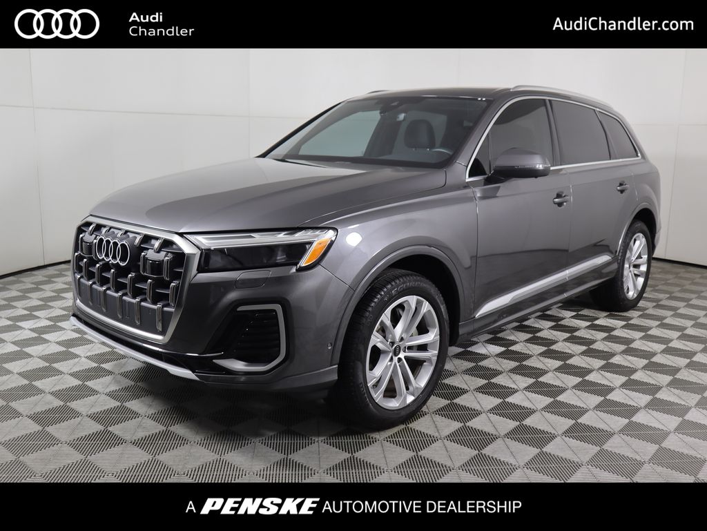2025 Audi Q7 Premium's photo