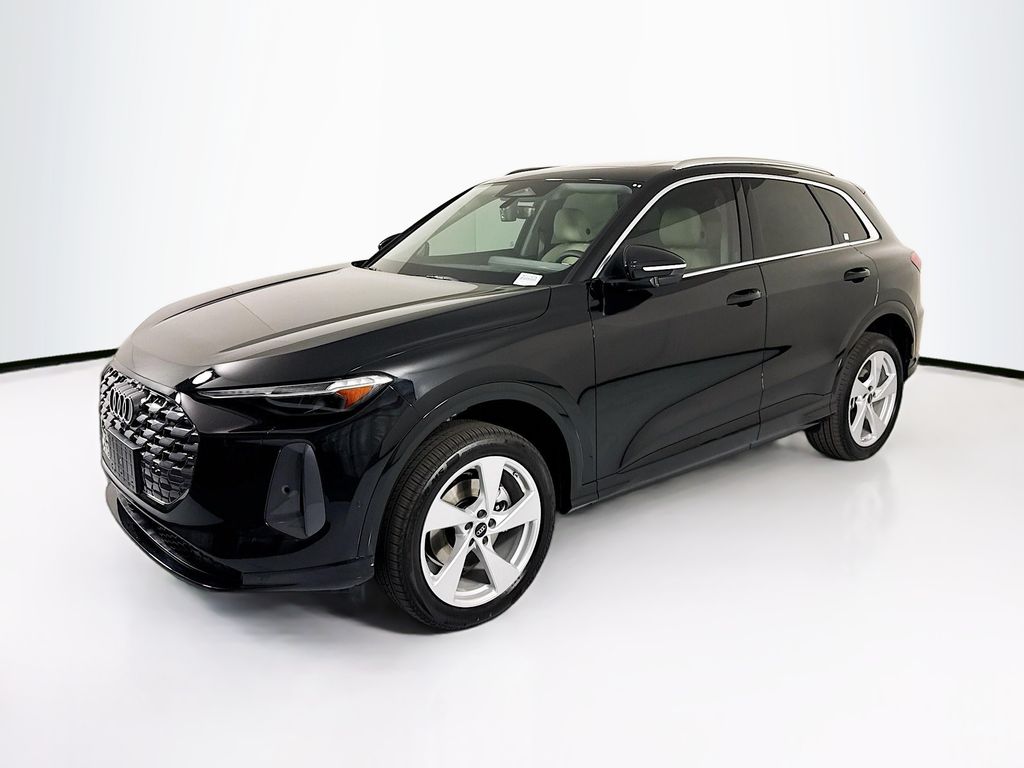 2026 Audi Q5 Premium Plus quattro's photo