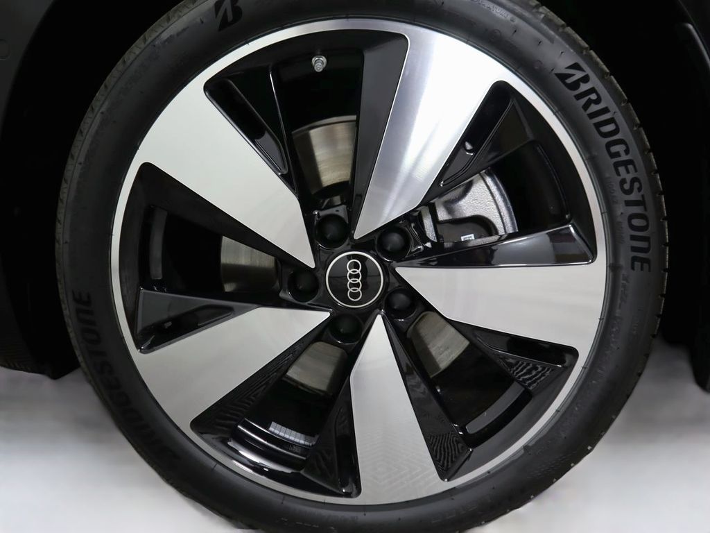 2025 Audi New A5 Premium Plus - Photo 31