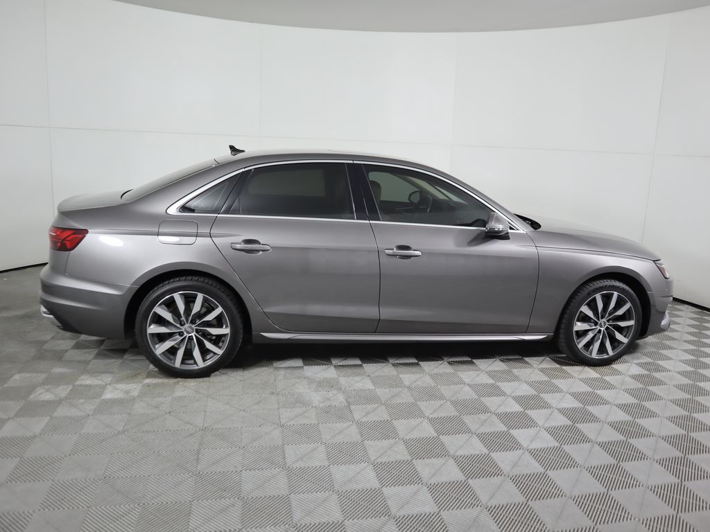 2021 Audi A4 40 Premium photo 4