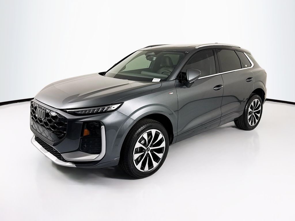 2026 Audi Q3 S line quattro's photo