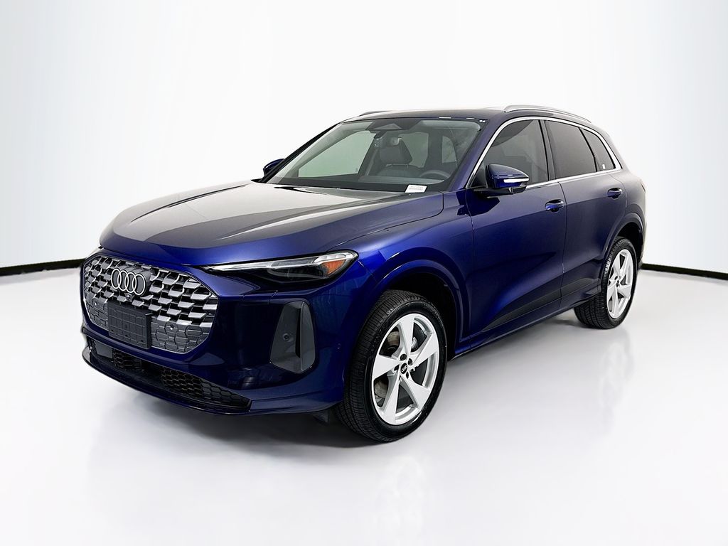 2026 Audi Q5 Premium Plus quattro's photo