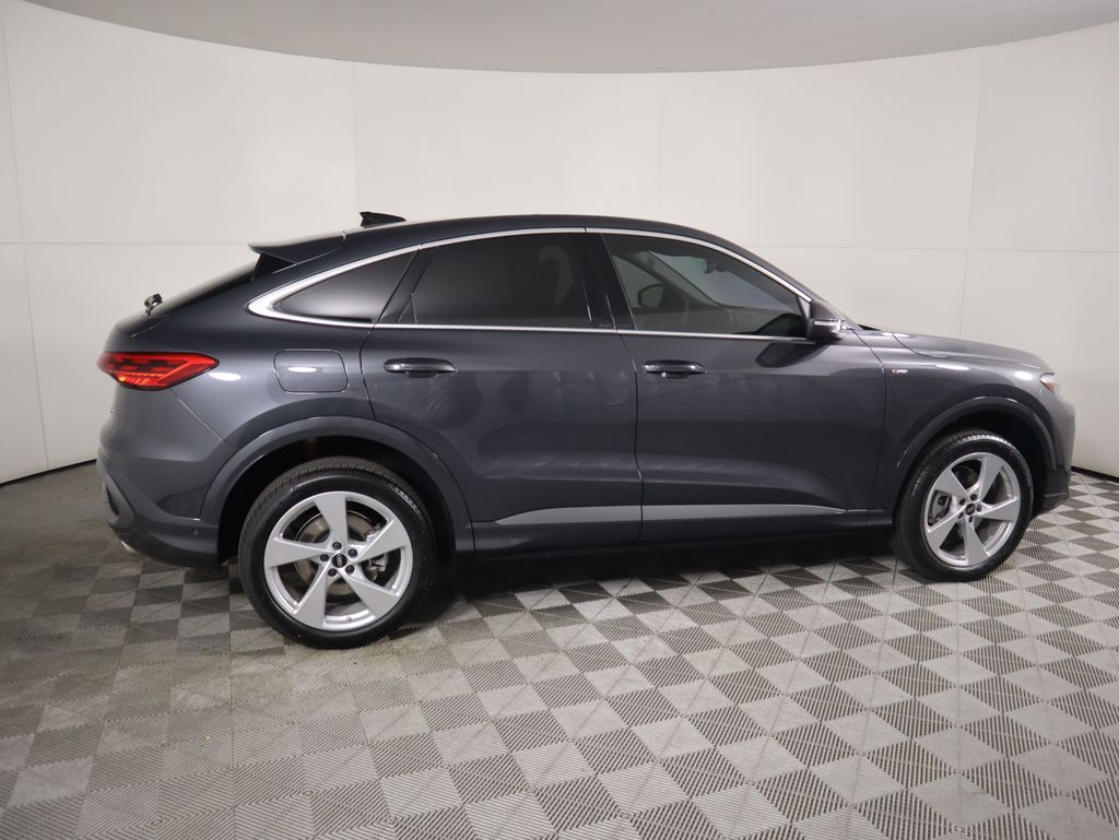 2025 Audi Q5 Premium Plus photo 4