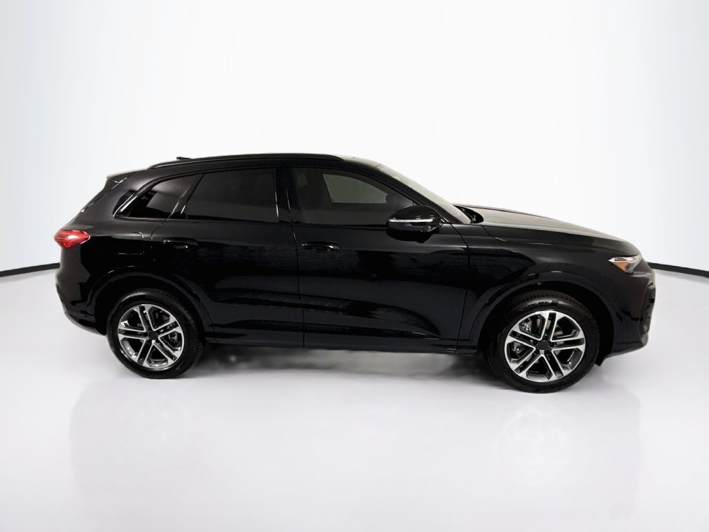 New 2026 Audi Q5 Premium SUV