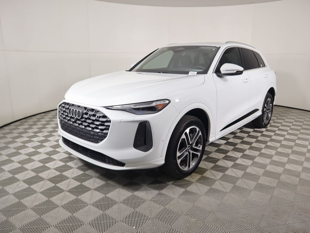 2025 Audi New Q5 Premium Plus's photo