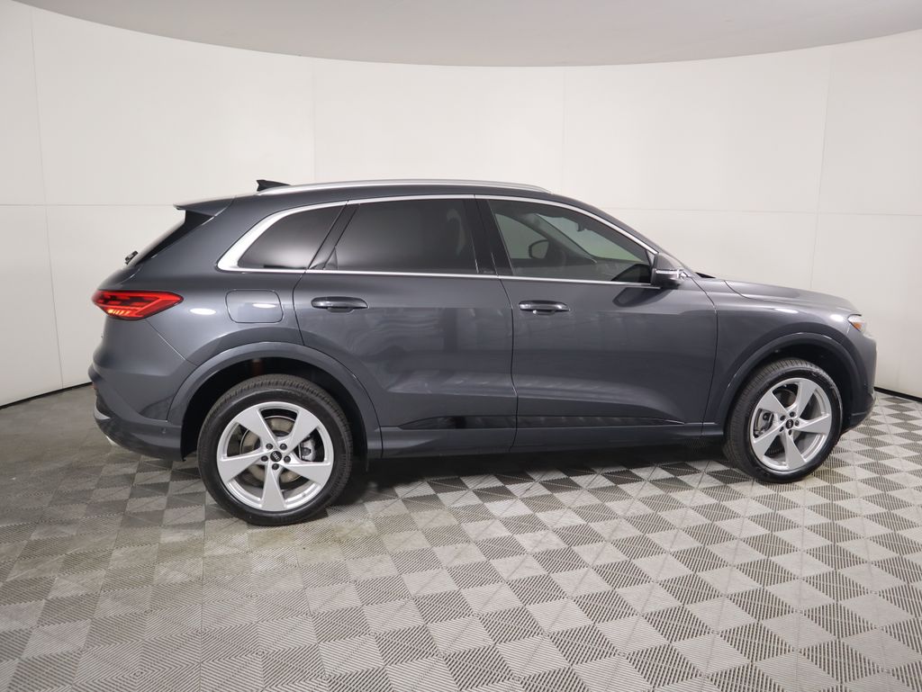 2025 Audi Q5 2.0T Premium Plus photo 4