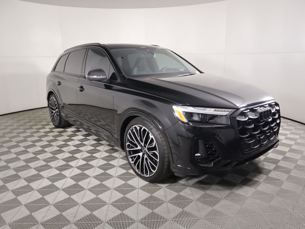 2025 Audi SQ7 Premium Plus photo 3