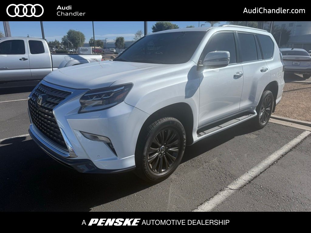 2023 Lexus GX Luxury's photo