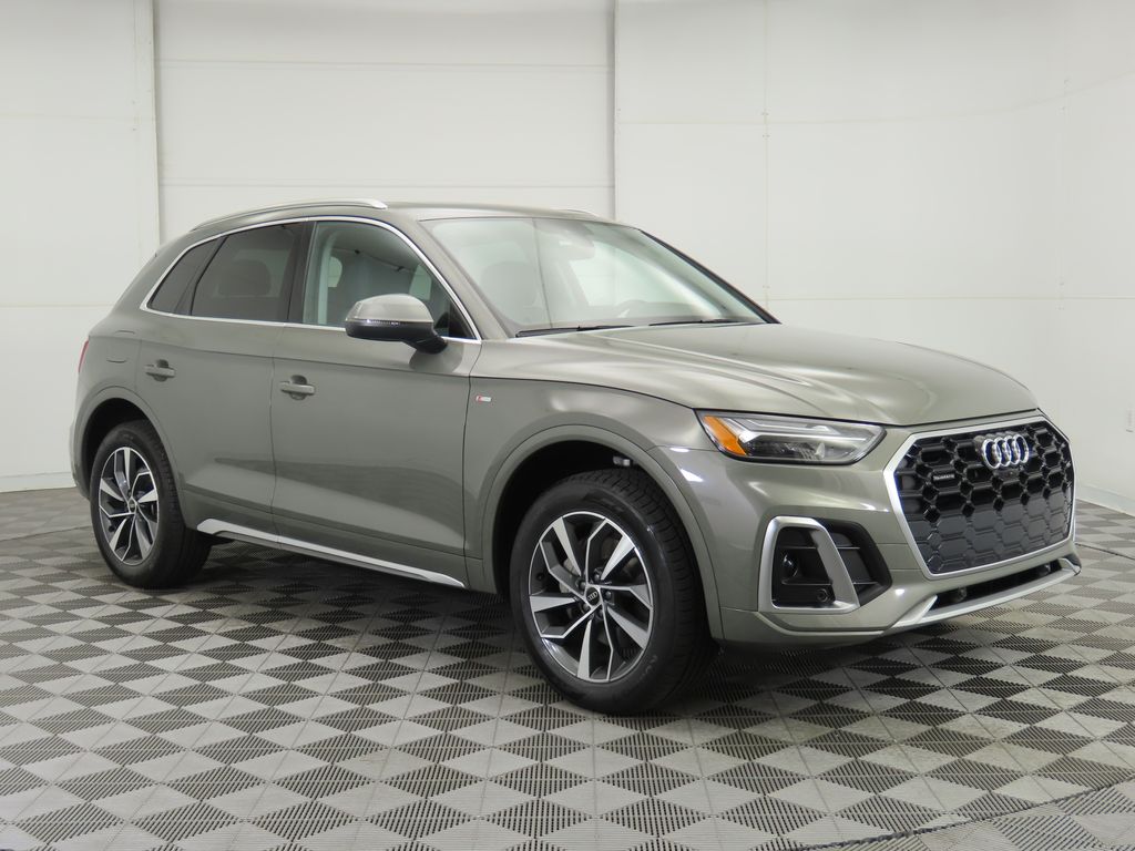 2025 Audi Q5 45 S line Premium Plus photo 3
