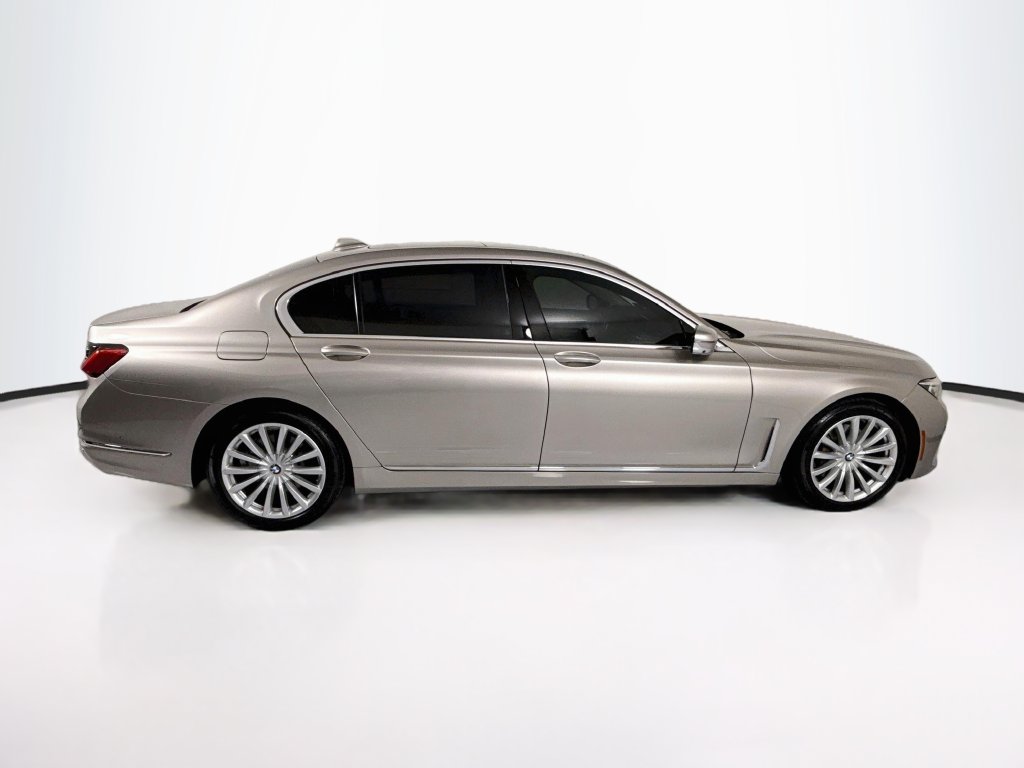 Used 2022 BMW 7 Series 740i Sedan