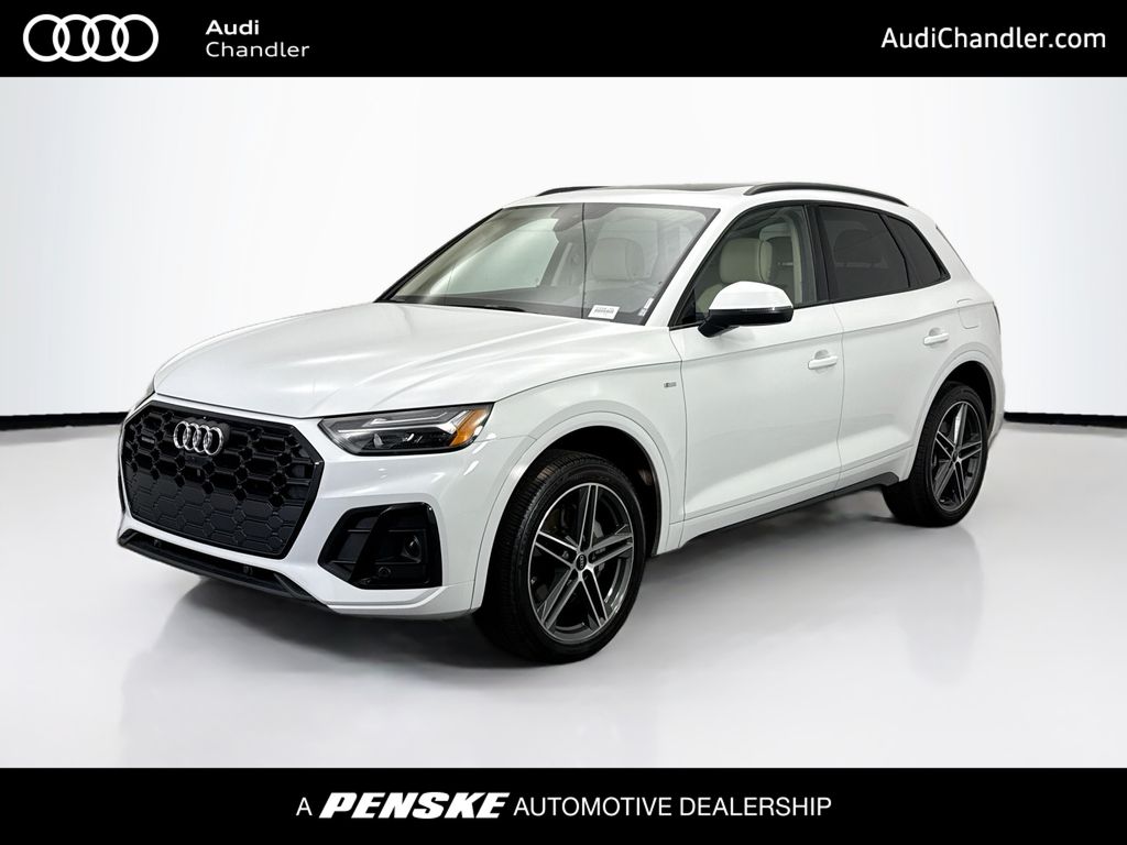 2023 Audi Q5 55 e Premium Plus's photo
