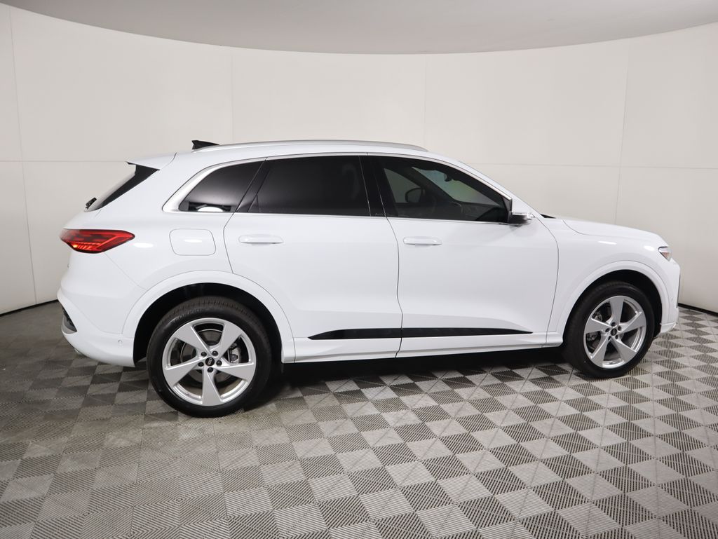 2025 Audi Q5 2.0T Premium Plus photo 4