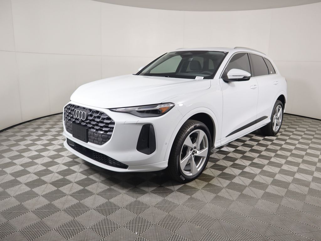 2025 Audi New Q5 Premium Plus's photo