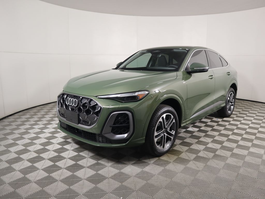 2025 Audi Q5 45 Premium Plus's photo