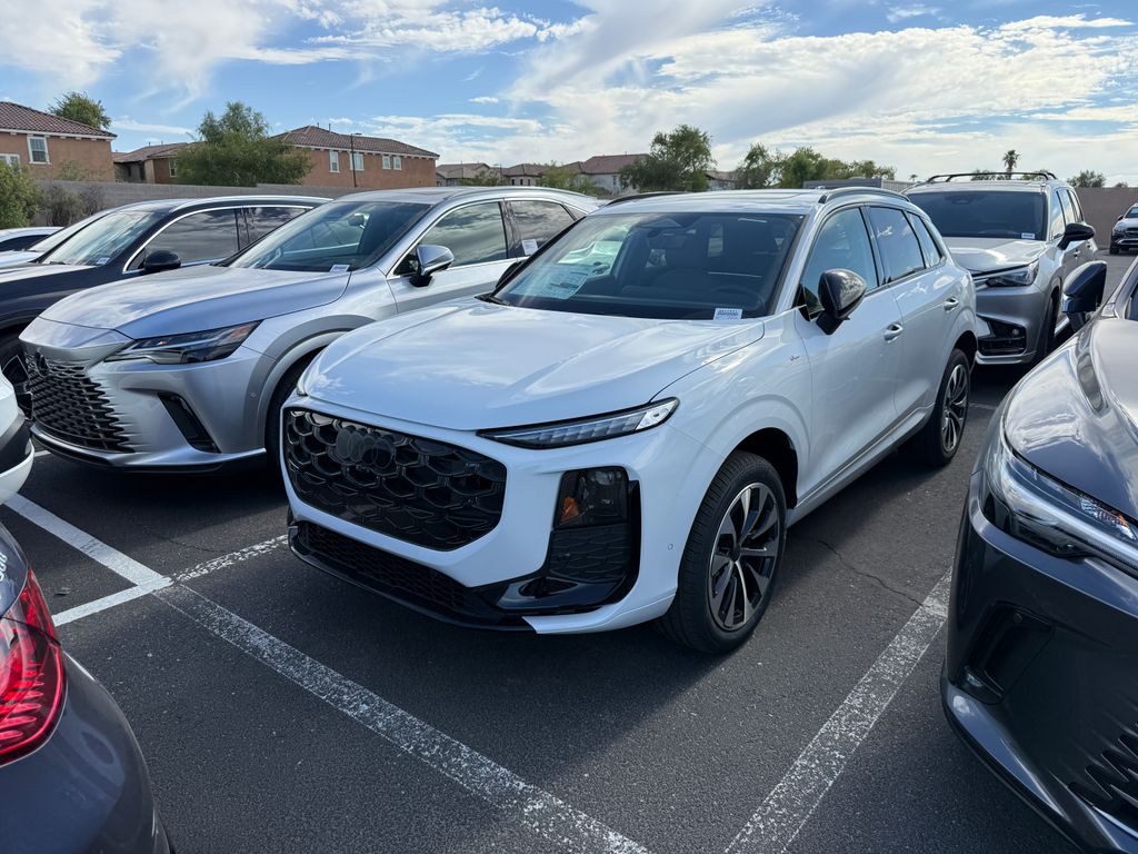 2026 Audi Q3 S line quattro's photo