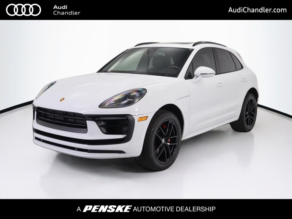 2022 Porsche Macan S