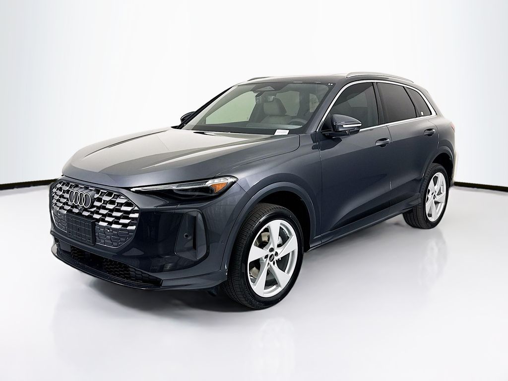 2026 Audi Q5 Premium Plus quattro's photo