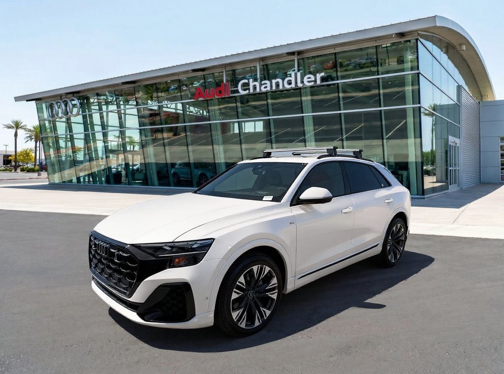  Audi Q8