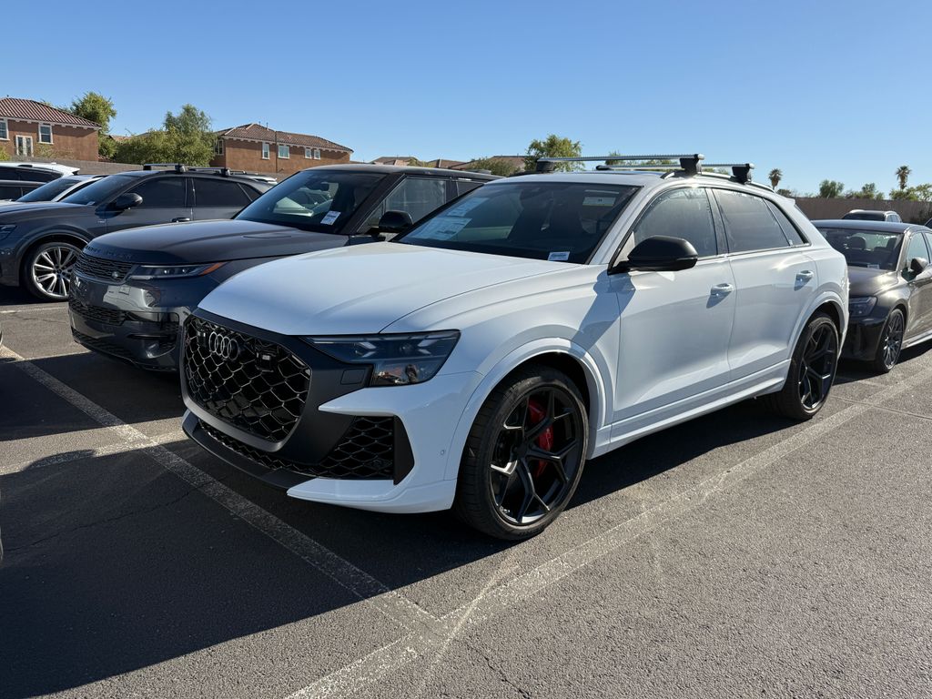 2026 Audi RS Q8 -'s photo