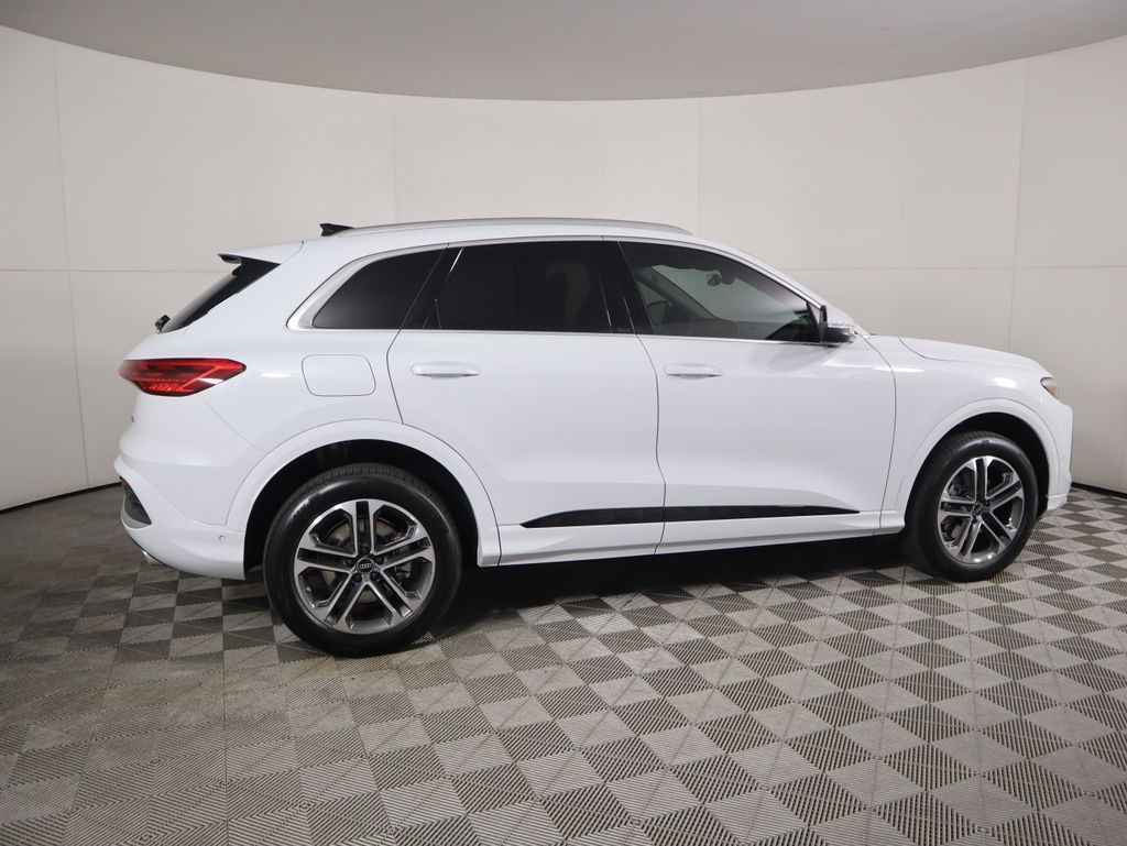 New 2025 Audi Q5 2.0T Premium SUV