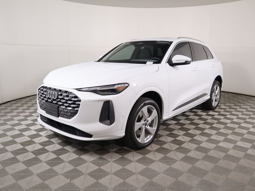 2025 Audi New Q5 Premium Plus's photo